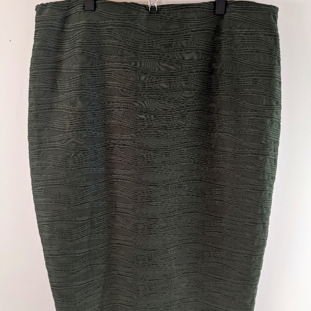 Women's Fitted Stretch Textured Pencil Skirt